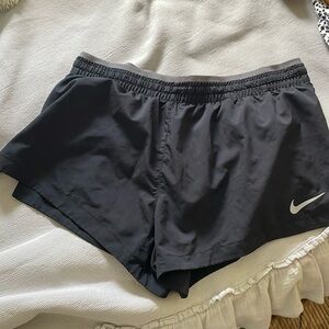 small nike drifit shorts black like brand new condition
